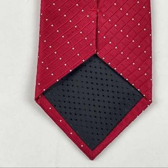 George Mens Tie Red Polka Dot All Silk Hand Made - Picture 3 of 6